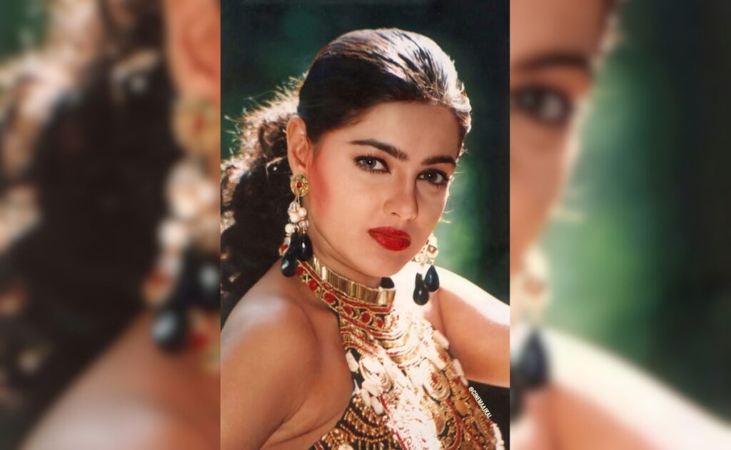 90's की टॉप एक्ट्रेस ममता कुलकर्णी की हूबहू कॉपी है ये लड़की, video देख फैन्स भी खा गए धोखा, बोले कोई इतना कैसे मिल सकता