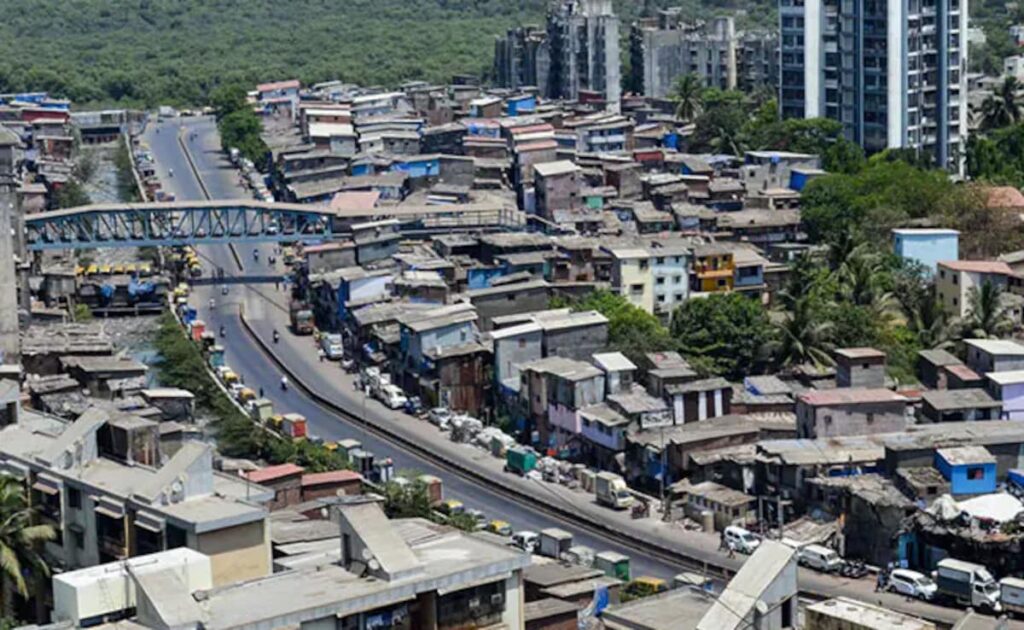 धारावी इंसानों की गरिमा की बात, लगन के साथ पूरा करेंगे हमारा कमिटमेंट : रीडेवलपमेंट प्रोजेक्ट पर गौतम अदाणी