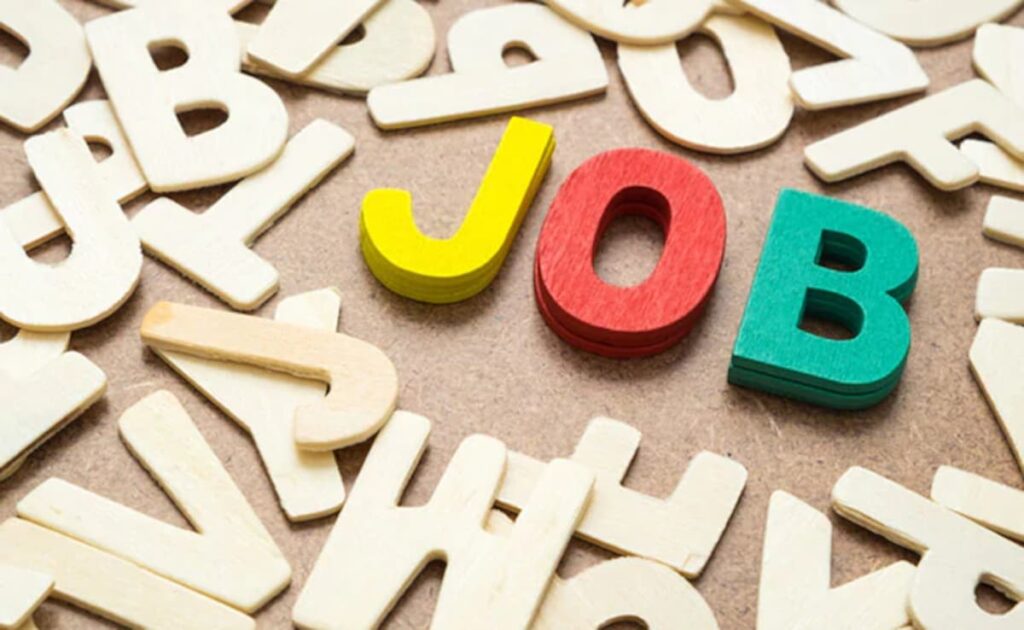 Hpcl recruitment 2024: मंथली सैलरी 7 लाख से ऊपर, एचपीसीएल ने इंजीनियर सहति कई पदों पर निकाली भर्ती