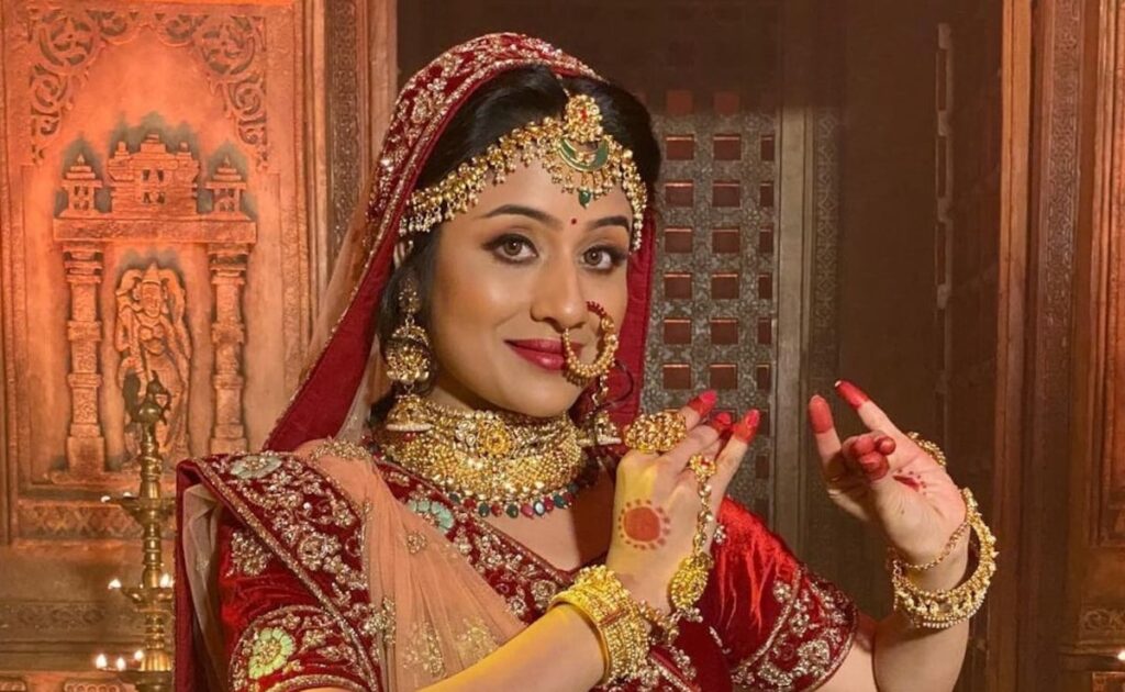 जोधा अकबर की जोधा का मॉडर्न लुक, परिधि शर्मा ने तौबा तौबा गाने पर किया ऐसा डांस कि लोग बोले महामंगा बहुत मारेगी...