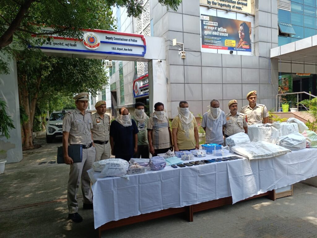5 साल... 5 हजार वीजा और ₹300 करोड़ की कमाई, दिल्‍ली पुलिस ने फर्जी वीजा फैक्‍ट्री का किया भंडाफोड़