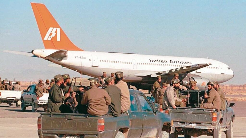 Ic 814 हाइजैक का K कनेक्शन कश्मीर से कंधार तक की कहानी