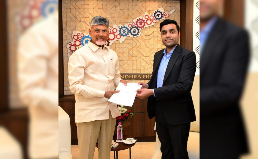आंध्र प्रदेश में बाढ़ से प्रभावित लोगों की मदद के लिए आगे आया अदाणी ग्रुप, 25 करोड़ रुपये किए डोनेट