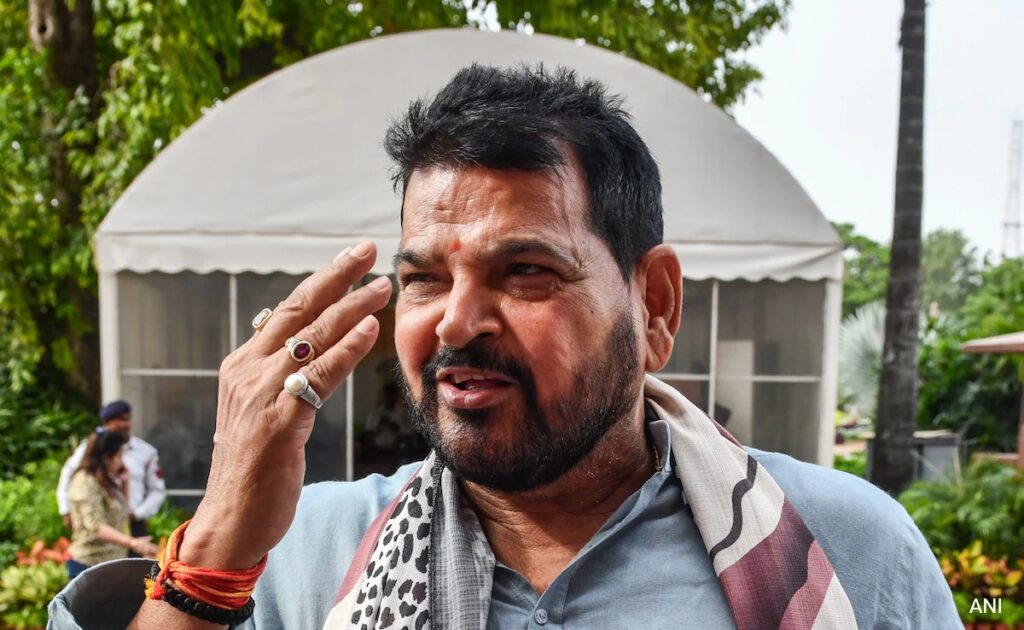 विनेश फोगाट का चयन बेईमानी करके किया गया था, जिसका परिणाम भगवान ने उन्हें ओलंपिक में दे दिया है : बृजभूषण शरण सिंह