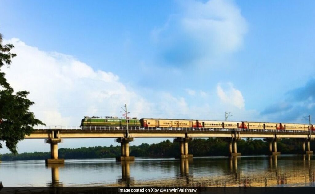 भारत की सबसे खूबसूरत ट्रेन यात्राएं कौन सी है? रेल मंत्री ने शेयर की अपनी पसंदीदा लिस्ट