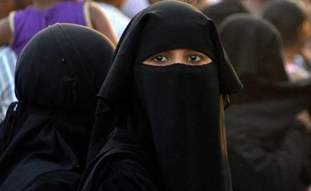 नाबालिग से शादी... क्या कहता है मुस्लिम पर्सनल लॉ बोर्ड? जानें यहां सब कुछ
