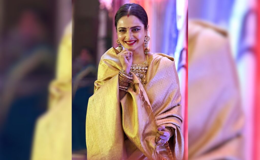 'सिंदूर क्यों लगाती हो', राष्ट्रपति के पूछने पर रेखा ने खुद बताई थी वजह, वो सवाल जिसके जवाब का पूरे देश को था इंतजार