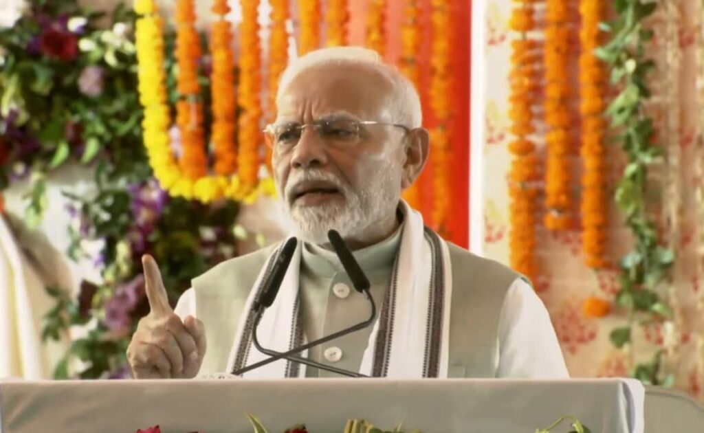 Pm मोदी ने वाराणसी को दी 6,100 करोड़ की सौगात, कहा पिछले 10 वर्षों में काशी में हुए बड़े बदलाव