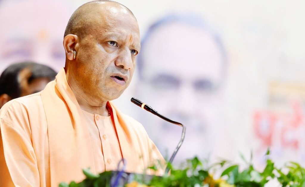 यूपी में दुकानों पर नेम प्‍लेट की तैयारी, Cm योगी बोले खान पान की चीजों में मिलावट पर होगी कठोर कार्रवाई