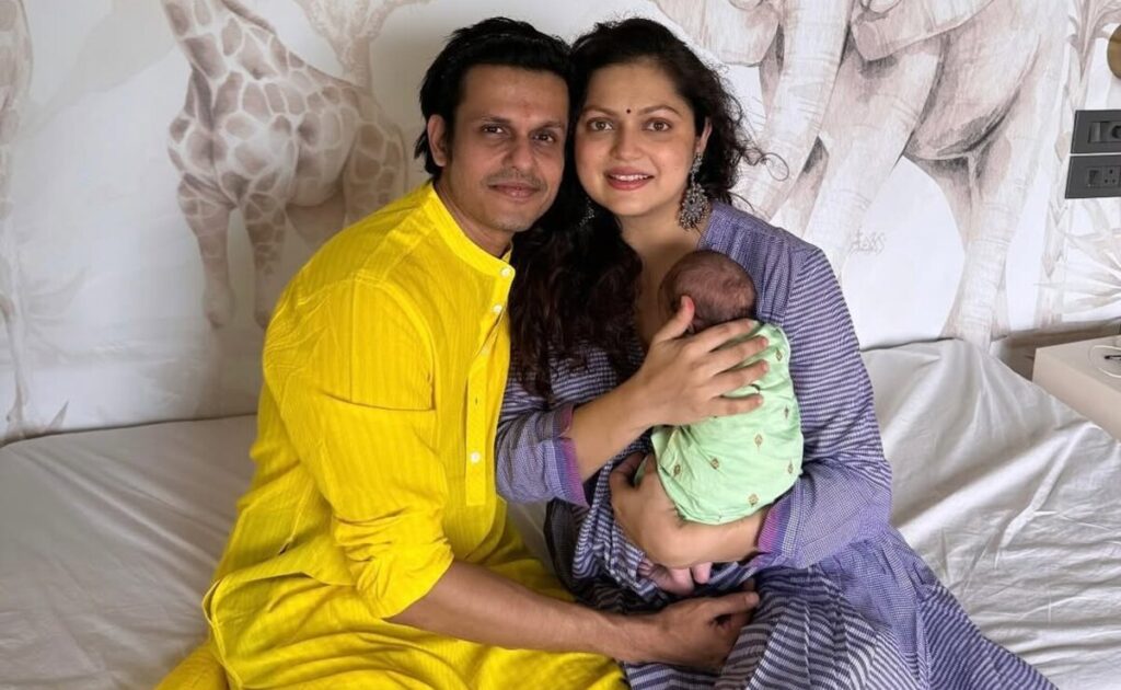 38 दिन की हुई दृष्टि धामी की बेटी, अब जाकर बताया नाम, शेयर की क्यूट फोटो