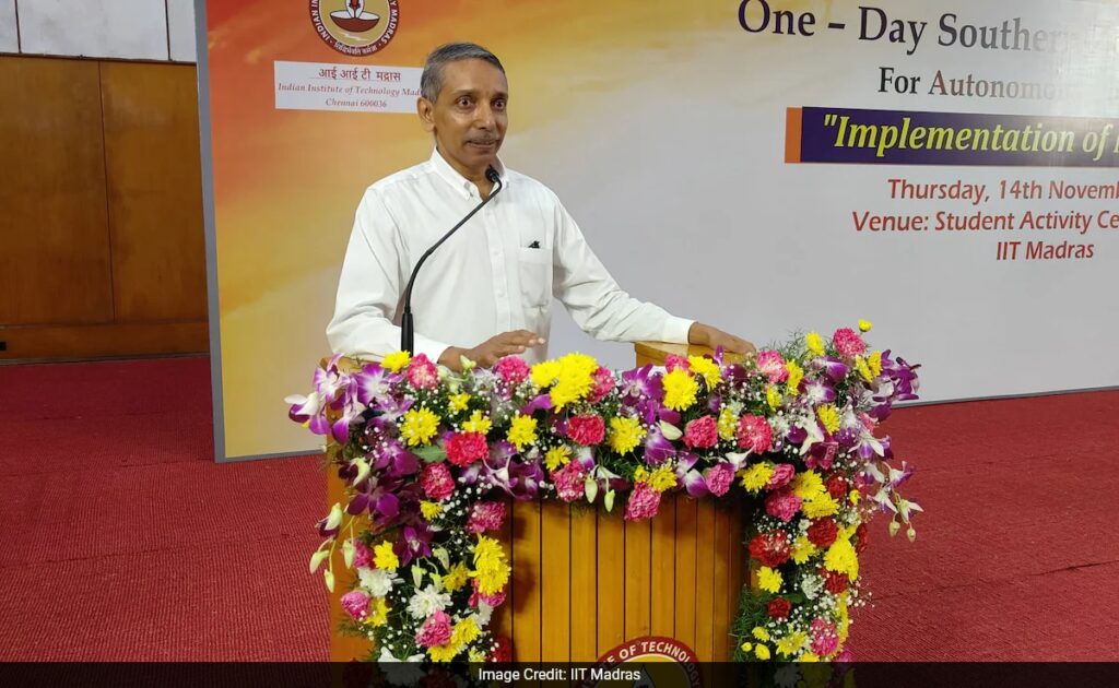 उच्च शिक्षण संस्थानों में वार्षिक परीक्षा प्रणाली के बजाय सेमेस्टर पद्धति अपनाई जाए : यूजीसी अध्यक्ष