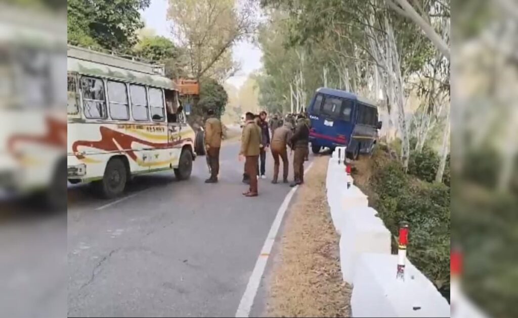 जम्मू कश्मीर के उधमपुर में दो पुलिसकर्मी पाए गए मृत , जांच में जुटी पुलिस