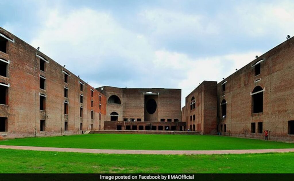 Iim अहमदाबाद में एमबीए एडमिशन की प्रक्रिया शुरू, एलिजिबिलिटी के साथ जानें चयन प्रक्रिया, डिटेल में