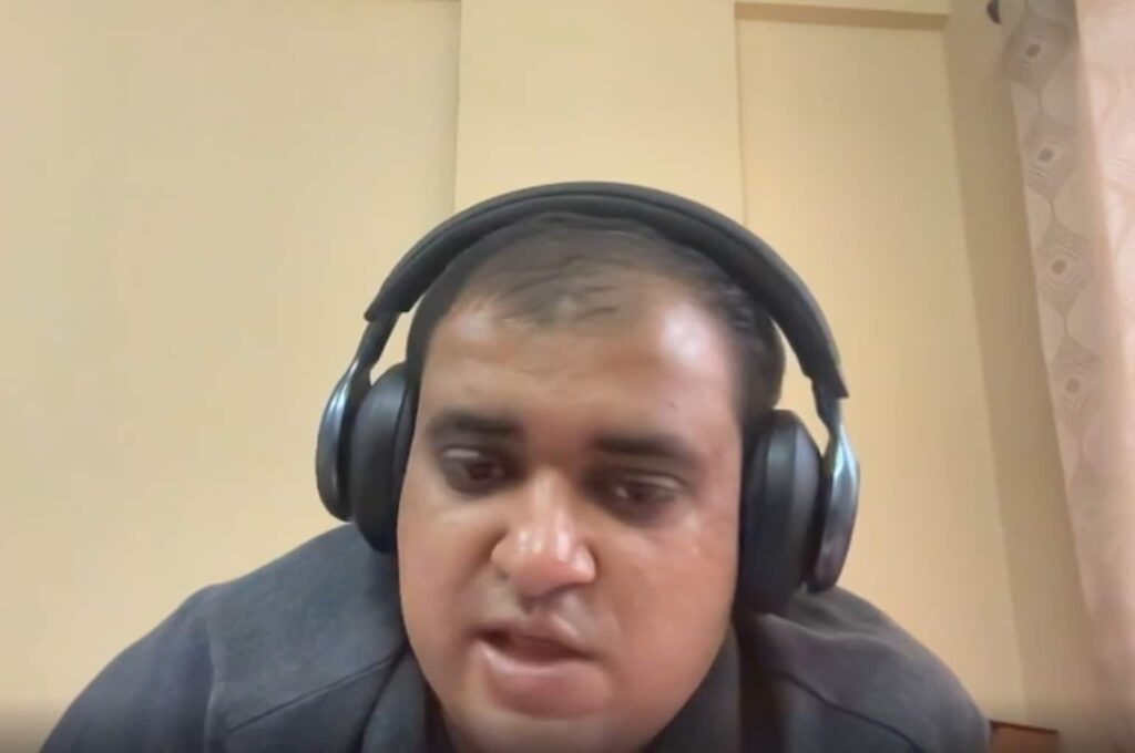 Video: 'मेरी अस्थियों को कोर्ट के बाहर गटर में बहा देना', पत्नी से परेशान इंजीनियर ने बयां किया दर्द, फिर लगा ली फांसी