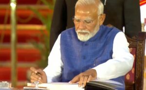 ‘प्रधानमंत्री आयुष्मान योजना’ से मुफ्त में हुआ इलाज तो परिवार ने Pm मोदी का जताया आभार
