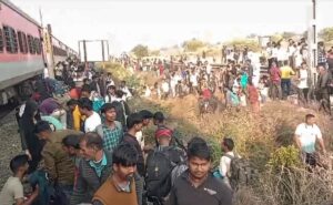 अफवाह, चेन पुलिंग और फिर 13 लोगों की मौत...पढ़िए जलगांव हादसे के पीछे की पूरी कहानी