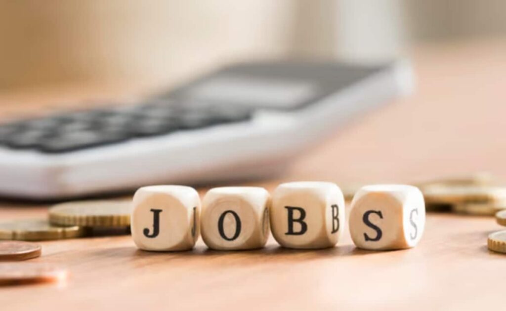 Cbse Recruitment 2025: सुपरिटेंडेंट और जूनियर असिस्टेंट पदों के लिए आवेदन की अंतिम तारीख नजदीक, Apply Now 
