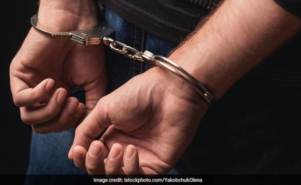 महाराष्ट्र : ठाणे में अवैध रूप से रह रहीं चार बांग्लादेशी महिलाएं गिरफ्तार, मकान मालिक की तलाश में जुटी पुलिस