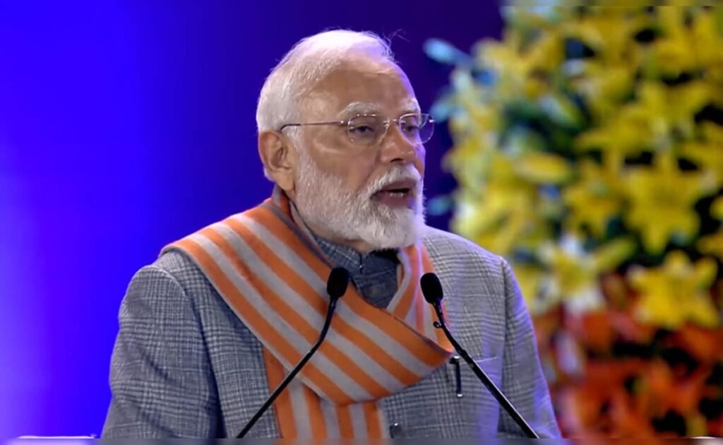 पीएम मोदी ने पराक्रम दिवस पर नेताजी सुभाष चंद्र बोस को अर्पित की श्रद्धांजलि