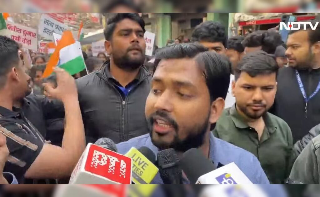 धांधली हुई है... Bpsc अभ्यार्थियों के समर्थन में उतरे खान सर, सरकार को दे डाली चेतावनी