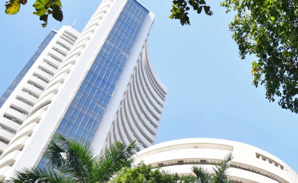 Stock Market Today: आज गिरावट के साथ खुलेगा बाजार? ट्रंप टैरिफ और Fii की बिकवाली का दिखेगा असर