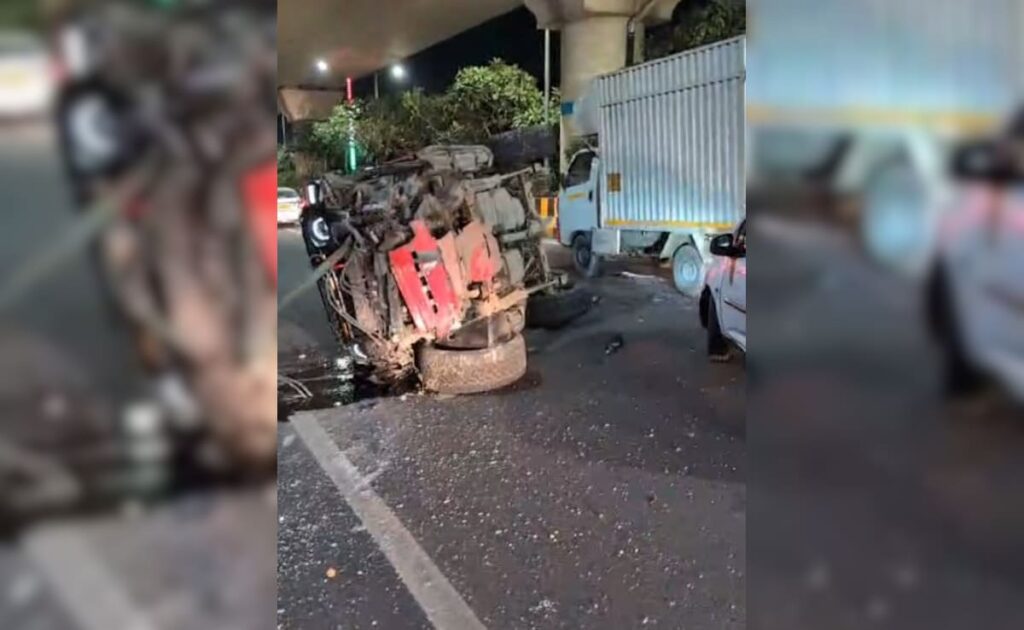 नोएडा में खौफनाक हादसा, थार की टक्कर से डिवाइडर का ग्रील तक टूटी, कार के भी उड़े परखच्चे