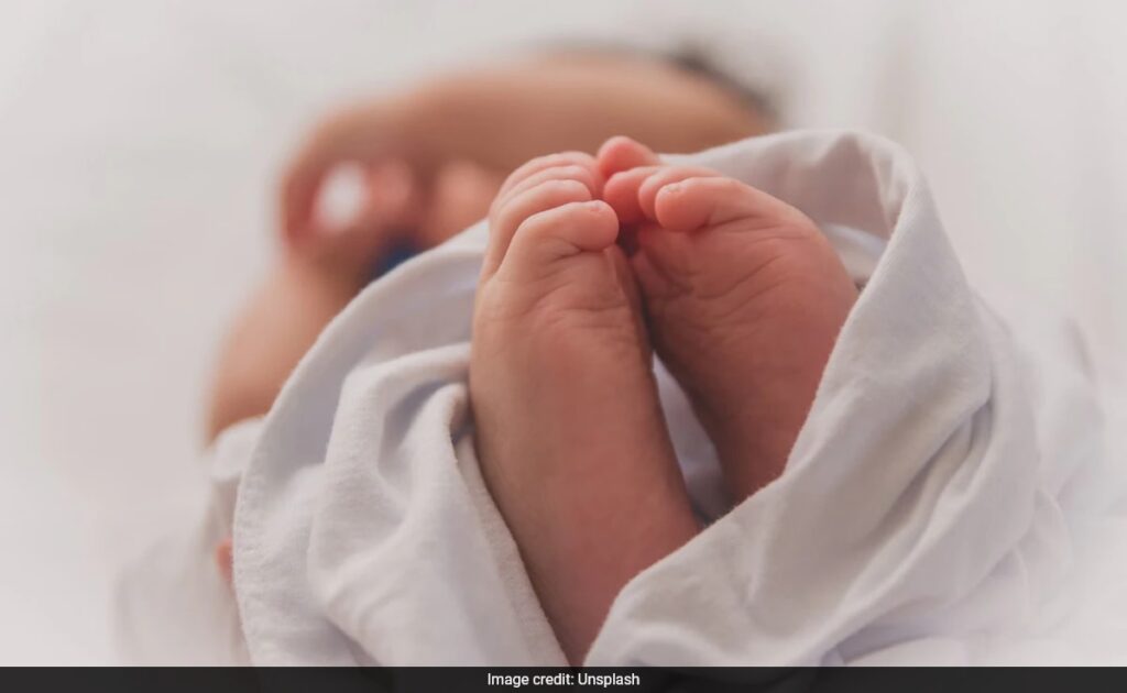 तीसरा बच्चा पैदा करने पर 50,000 रुपये मिलेंगे, लड़का होने पर एक गाय भी.. जानिए किसने किया ऐलान 