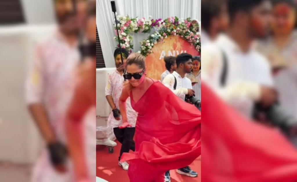 होली पर अंकिता विक्की ने नॉन स्टॉप किया डांस, एक्ट्रेस ने साड़ी पहन किए ऐसे ऐसे स्टेप्स, लोग बोले भौजी को भांग ज्यादा हो गई
