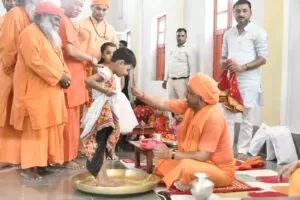 CM Yogi Adityanath Kanya Pujan on Navratri