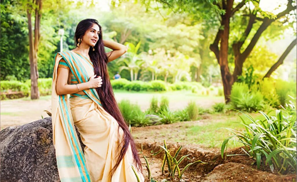 बालों की ग्रोथ बढ़ाने के लिए आजमाएं ये टिप्स, कमर से नीचे पहुंच सकती है लेंथ